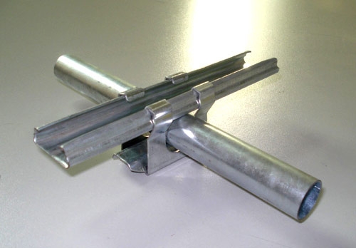 大棚配件三件套連接方法