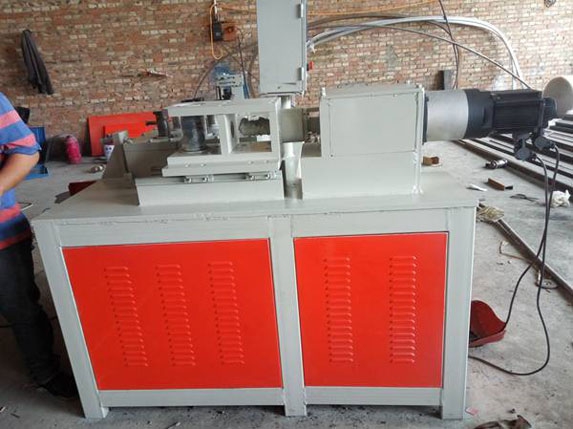 數(shù)控大棚管彎管機(jī)圖片